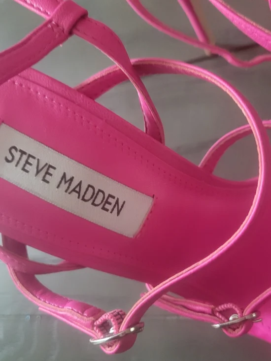 Steve Madden Hot Pink Multi-Strap Stiletto Sandals Shoes 7.5 - Picture 3 of 5